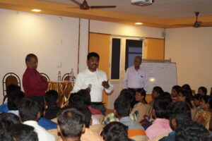 Mr G Karthik, AVP, Hexaware Technologies, USA, addressing the students